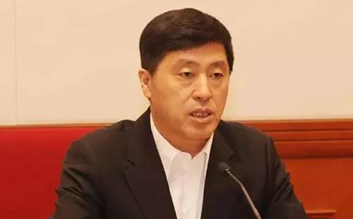 落马前曾被全国通报批评的副部级官员，今天被中央纪委“双开”！