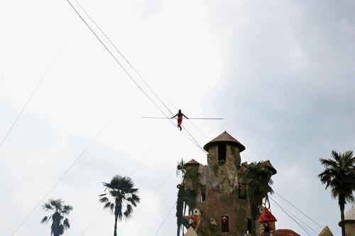 鏂版槬浣宠妭鍒板勾鍛虫棩娓愭祿,鏄ヨ妭鍒板枩姘旀磱娲嬭繋鏂板勾