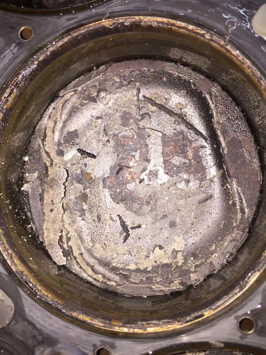 六代凯美瑞2.4烧机油如何解决,六代凯美瑞烧机油换气门油封