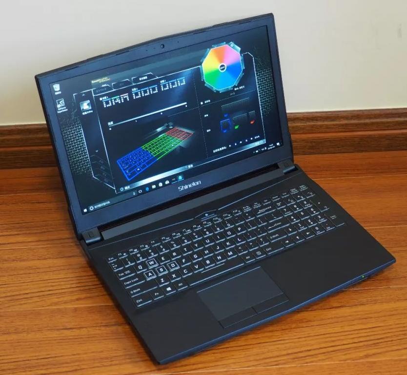 新机首发笔吧引起诸多争议，却还是在不到半小时抢购一空