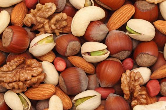 坚果每天吃一种还是混着吃,一口能吃到6种坚果的营养
