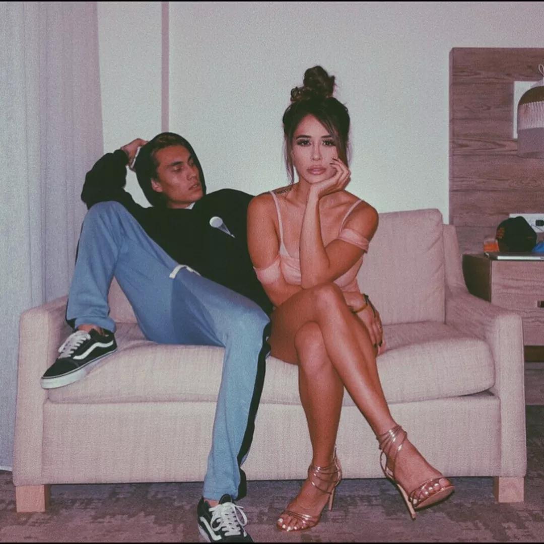 狗年情人节:你该懂的“前戏”指南,未满18岁请迅速撤离!