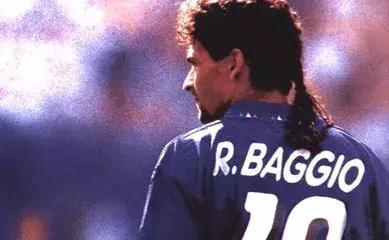 天下足球催泪文案c罗配乐,天下足球巴乔催泪文案