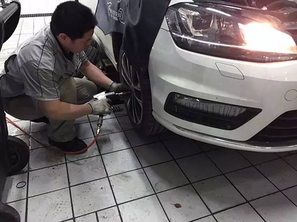 高尔夫7r-line值得买吗,高尔夫7r-line有什么不一样