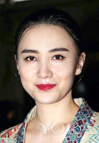 干净清爽“大光明”漂亮额头秀出来