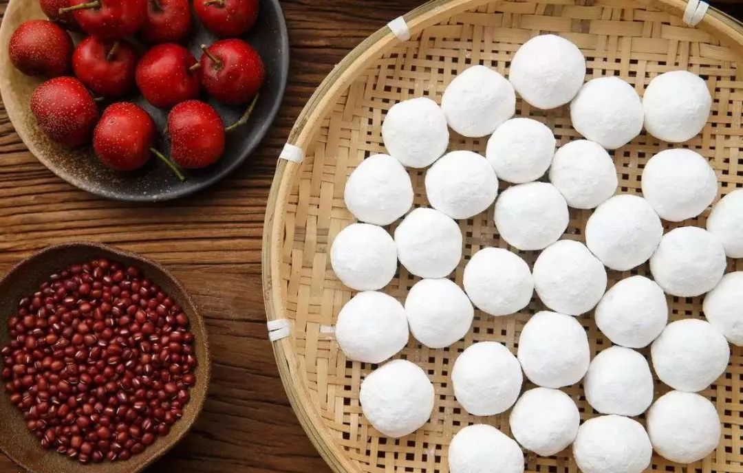 今天是一年一度的元宵节,元宵节灯谜和谜底英语