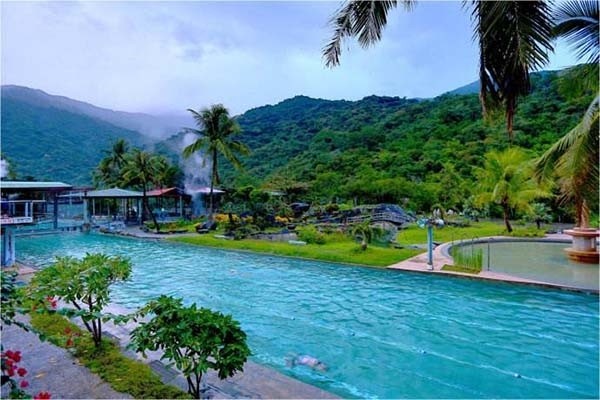 世界十大疗养温泉,温泉世界蜜月旅游景点