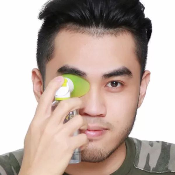 网红眼药水用之需谨慎,细扒几款网红眼药水