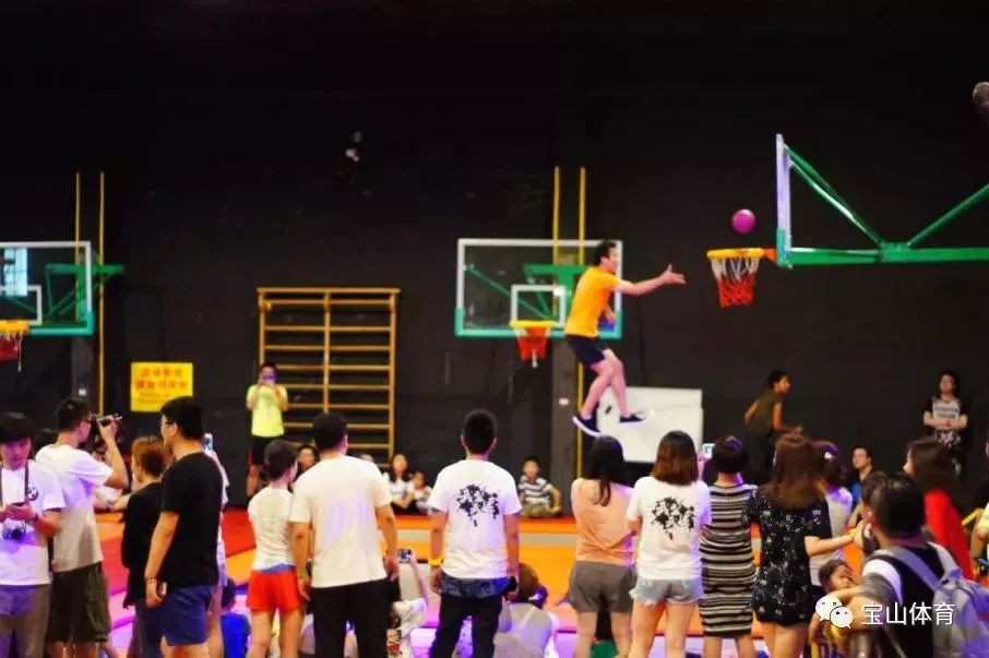 上海宝山乐翻天蹦床公园,蹦床主题公园宝山新杨湾