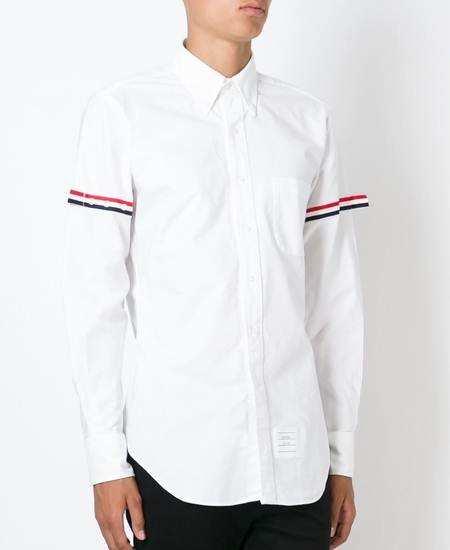 穿花衬衫的男明星李易峰,李易峰黑衬衫黑领带