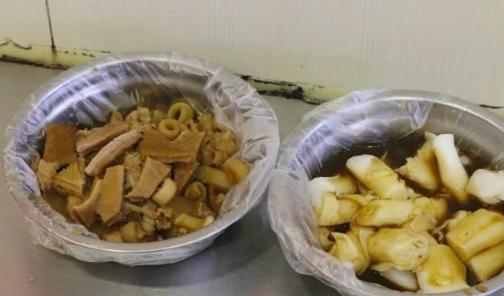 一碗牛杂能在夜市立足几十年,牛杂记忆深处的味道