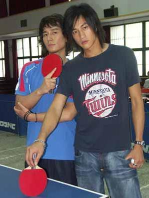 盘点那些会打乒乓球的明星，鹿晗李易峰哥俩啥时候约一个吧！