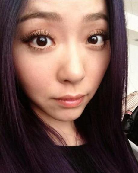 女明星都用双眼皮贴,为什么女明星用双眼皮贴