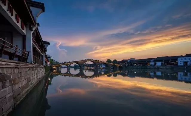 最年味丨赏花、看灯、游古镇！假期剩下两天，推荐周边出游好去处