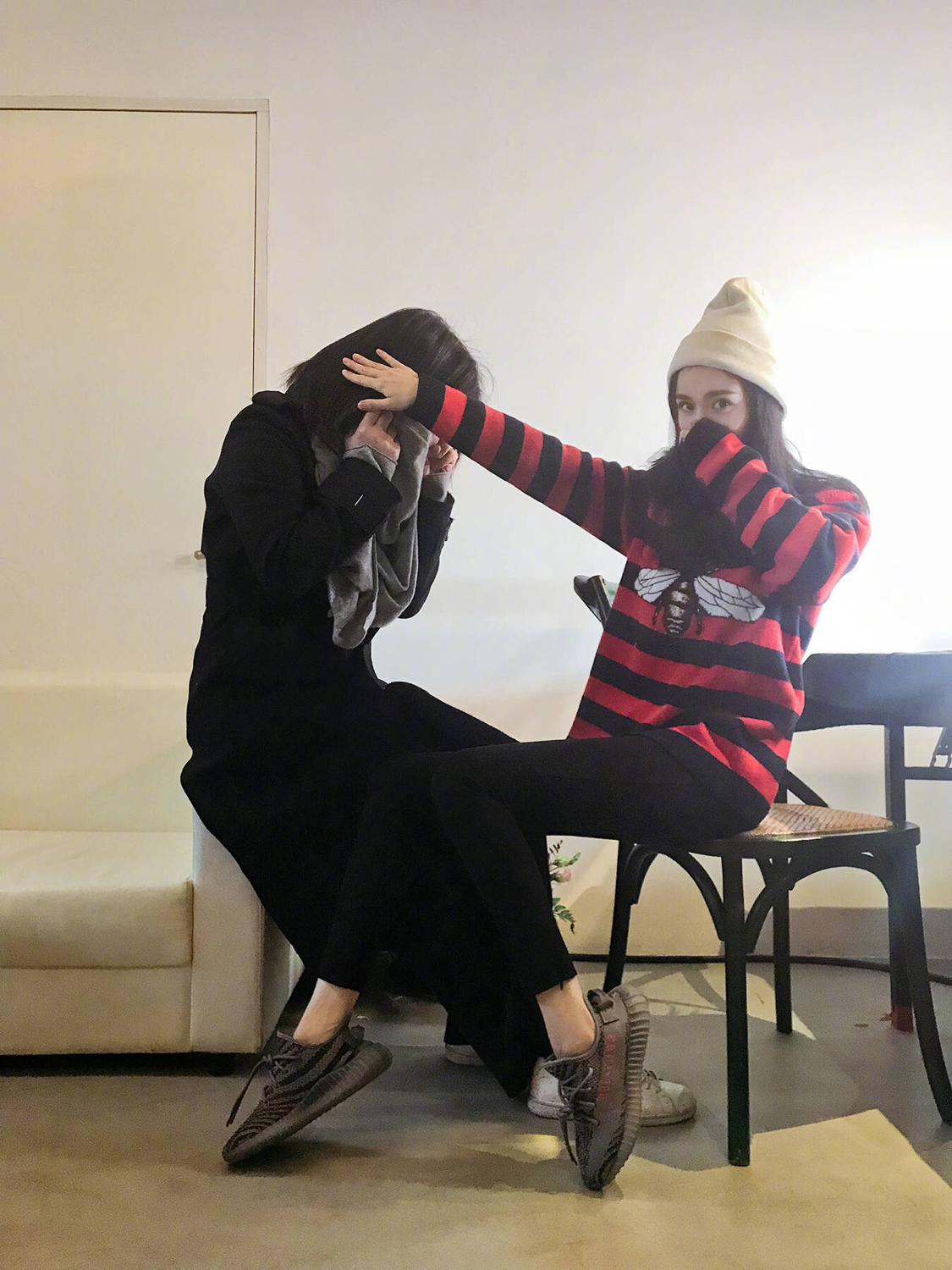 大幂幂的穿搭真是自成一派,大幂幂终于换上女装