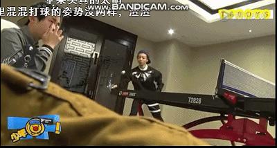 盘点那些会打乒乓球的明星，鹿晗李易峰哥俩啥时候约一个吧！
