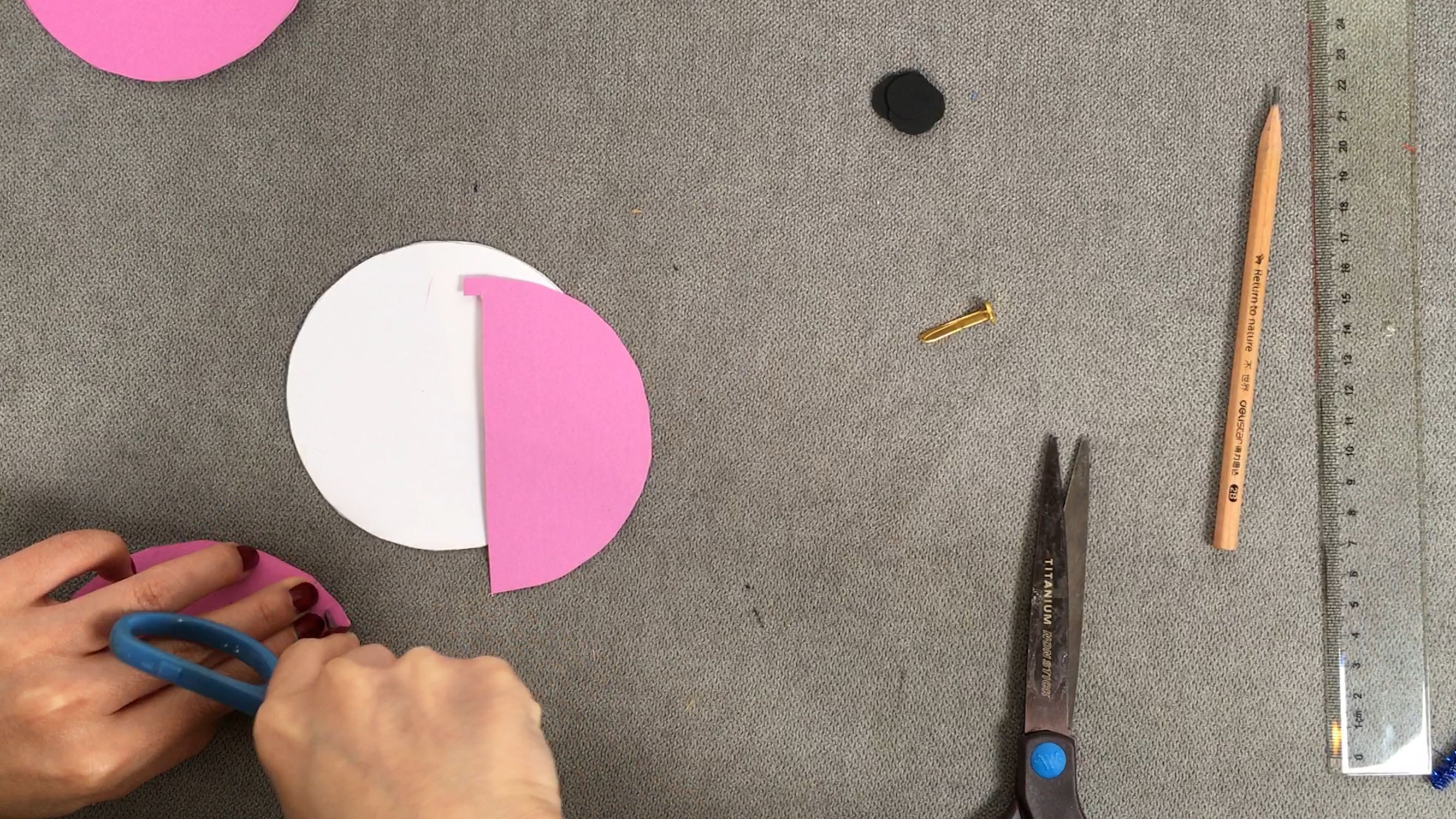 做一张昆虫备忘录卡片三年级,给小朋友做一副超级好玩的贺卡