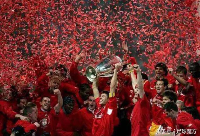 足坛那些令人泪目的瞬间,盘点足坛那些不可思议的奇迹