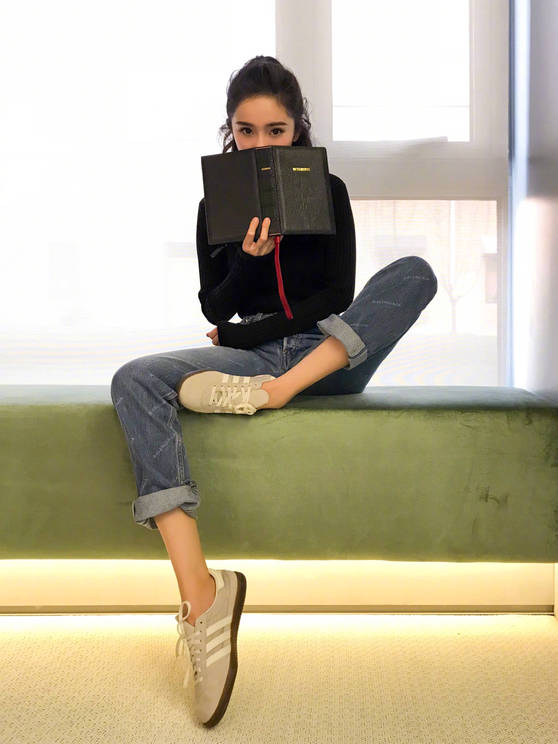 大幂幂的穿搭真是自成一派,大幂幂终于换上女装