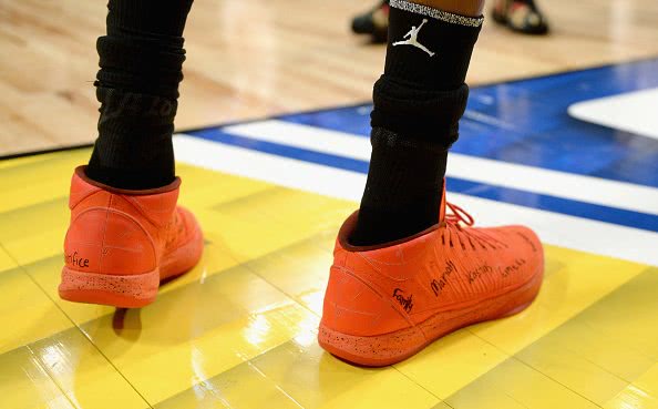 真nike和假nike穿着体验,怎样区分正品的nike和假的