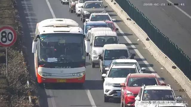 注意啦！鲁A、鲁B、鲁C、鲁F、鲁N、鲁P、鲁K、鲁V、鲁Y的这些车主，请速收下春节过后首张罚单！