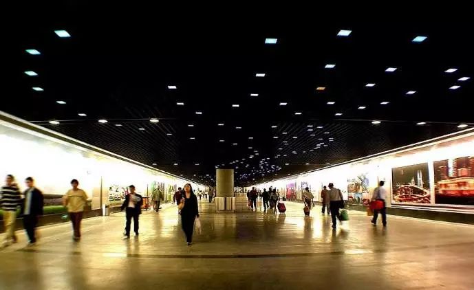 上海疫情全面爆发,大局已定开始扭转乾坤