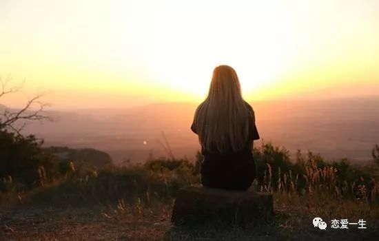 女朋友突然不开心怎么哄她开心,女孩不开心怎么哄开心的句子