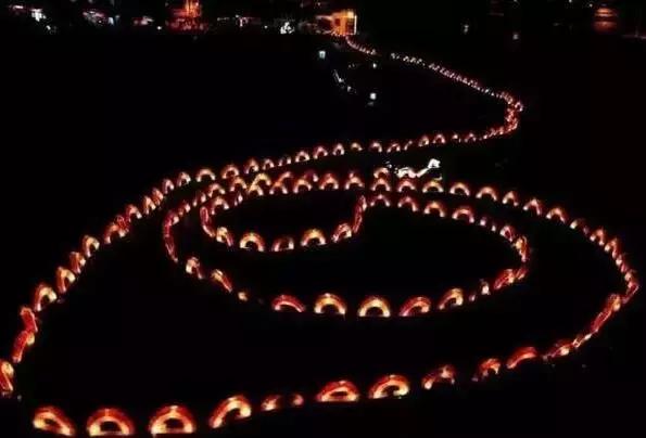 元宵节古镇逛一逛,古镇上的元宵节值得去玩嘛