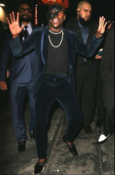 梅威瑟炫富新境界,梅威瑟炫富的生活视频