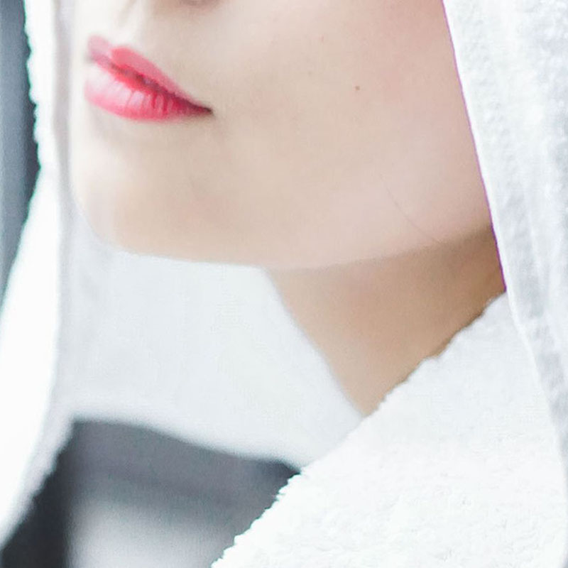 唇膏不好会怎么样,唇膏选择滋润不沾杯