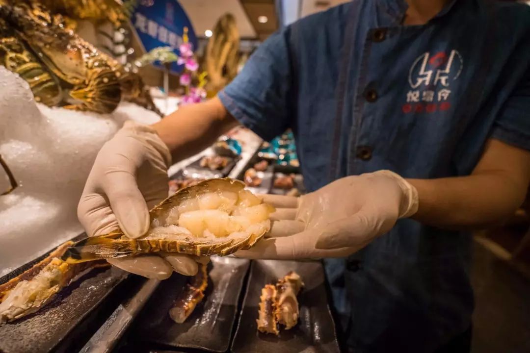 小悦鼎会海鲜自助,1大1小自助餐厦门