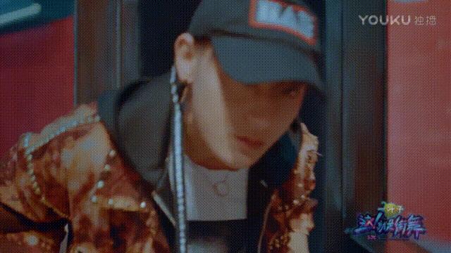 70后罗志祥80后韩庚90后黄子韬00后易烊千玺，这些细节却是相通的