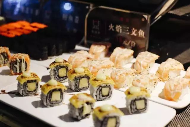 小悦鼎会海鲜自助,1大1小自助餐厦门