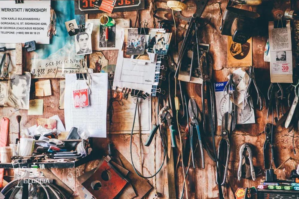 藏在山谷间的红酒小镇,藏在山谷的红酒小镇