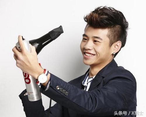 男生洗头发老是有头皮屑怎么办,为什么男生天天洗头还是头屑很多