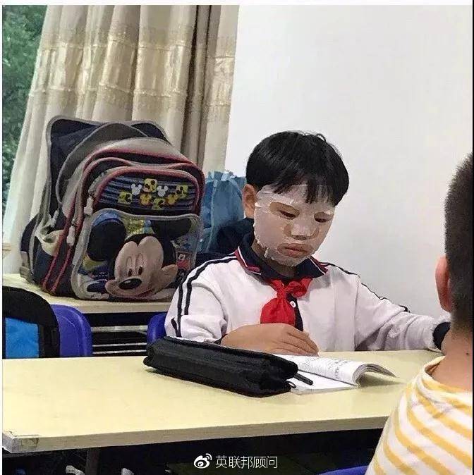 如果你喜欢奢饰品,来看看这波富炫的,吓掉了本佛系青年的保温杯