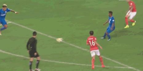 三次进球无效恒大输掉榜首大战,恒大遭遇魔鬼赛程22天迎7场硬仗