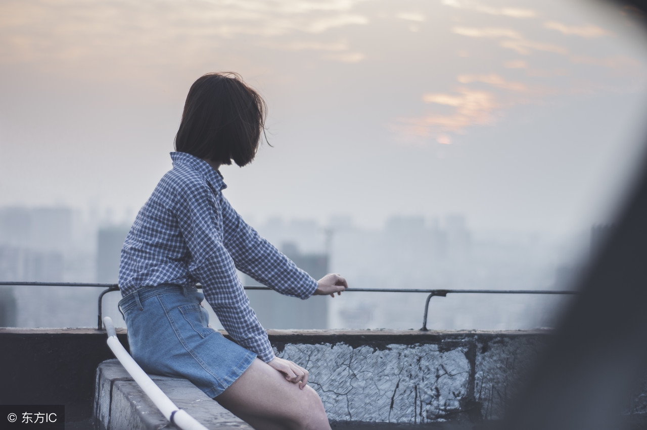 WWW下的中年脆弱：钱解决不了所有的问题