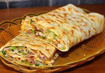 家乡的小吃煎饼,家乡美食煎饼图片