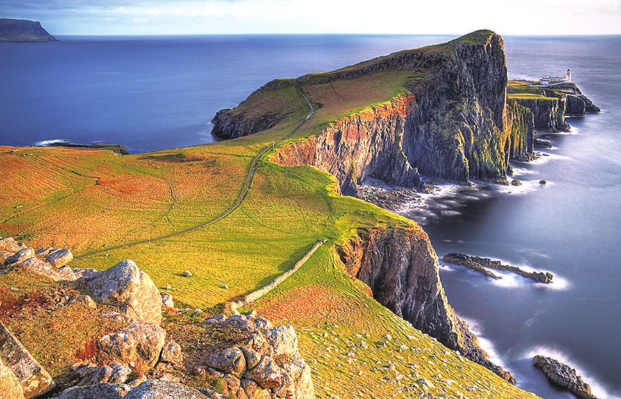 “斯凯岛”行动：巨大*局骗**中的枝节末梢，但效果好得出奇