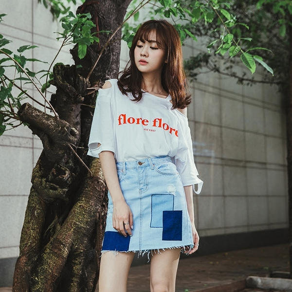 穿搭白t恤秋冬,白tee经典搭配