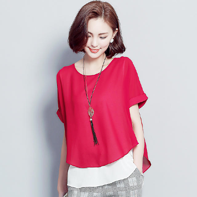 奔四女人穿衣要减龄更要显贵,奔四的女人秋季内搭