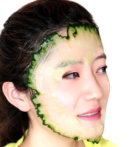 自制补水去皱面膜的简单方法,面膜怎么做才能好看呢