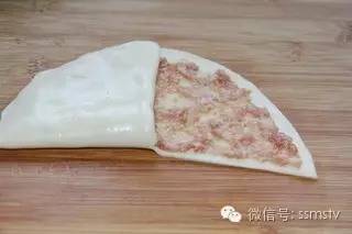 京都肉饼制作视频,京都肉饼的家常做法电饼铛