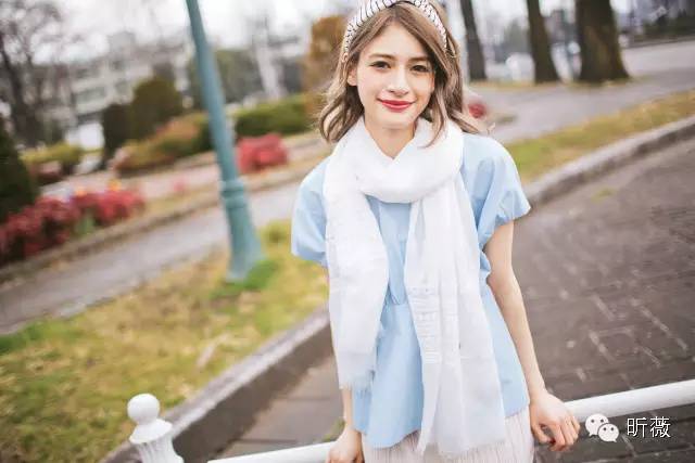 粉嫩白开水妆教程,粉嫩夏日妆容