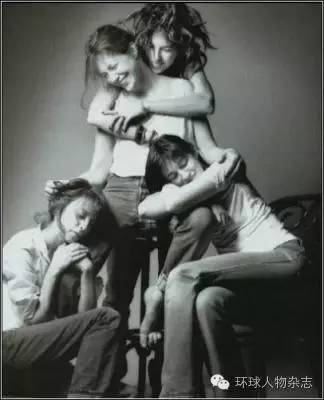 跟3个男人生过孩子，演过大尺度电影，她依然是“国民女神”