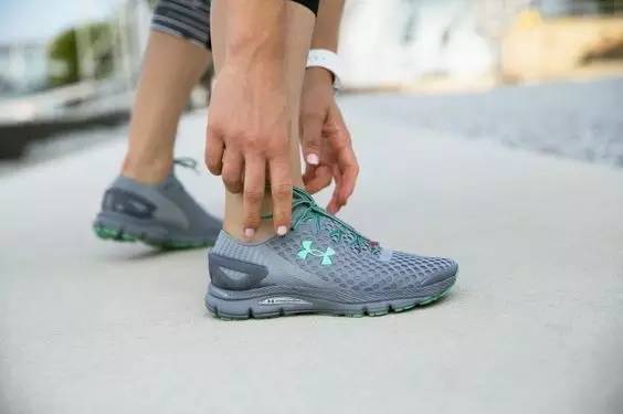 马拉松缓震慢跑鞋性价比天花板,马拉松热门鞋