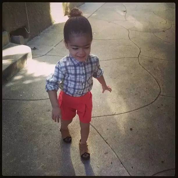 你5岁还在吃土，她已经坐拥半个时尚圈