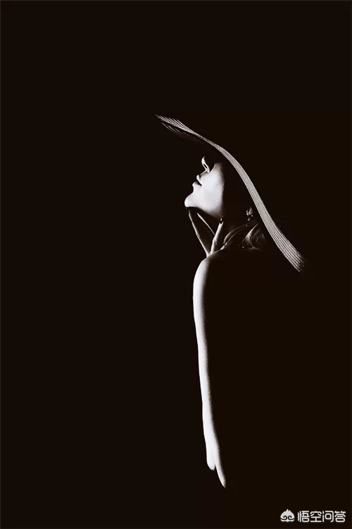 超好看的暗黑系壁纸精选8张,暗黑系极简风格壁纸