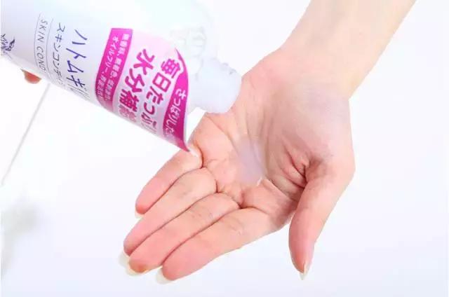 23年烂大街的十款鞋,2021年最烂大街的三款手机